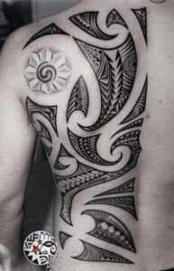 Polinesio Final tribal tattoo & piercing