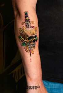 Final Tribal Tattoo piercing cover up calavera superfuerza tattoo sergio camporota
